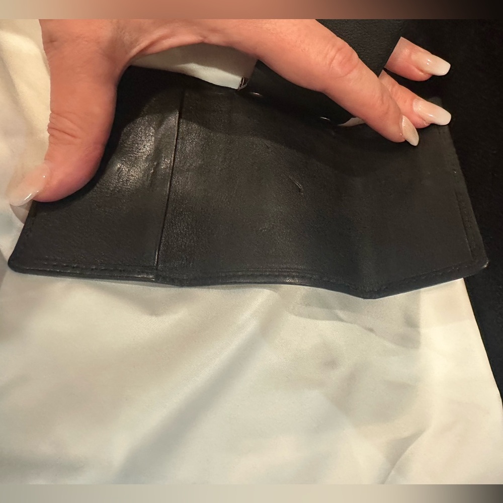 Gucci 6 key wallet - Picture 3 of 8